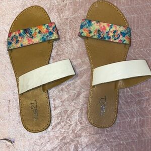 💋 Womens tie-dye rue 21 sandals  size 8 to 8.5